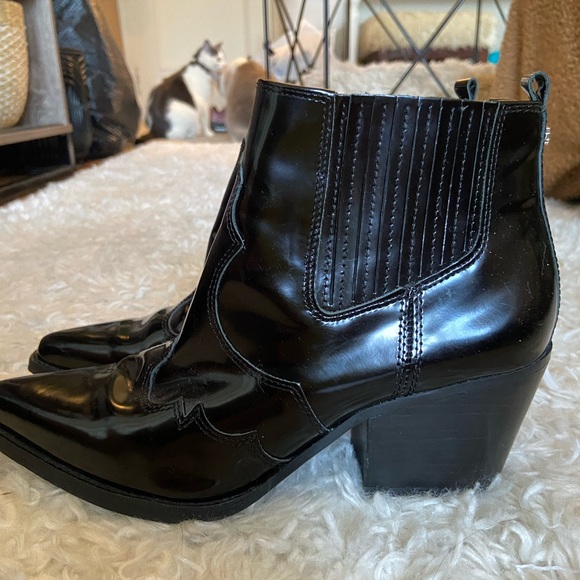 Same Edelman booties. - Picture 1 of 4